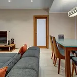 Shanti - A Luxury 3br House With Rooftop Terrace * Naxxar