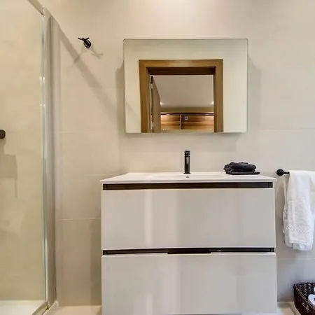 Shanti - A Luxury 3br House With Rooftop Terrace Ferienhaus