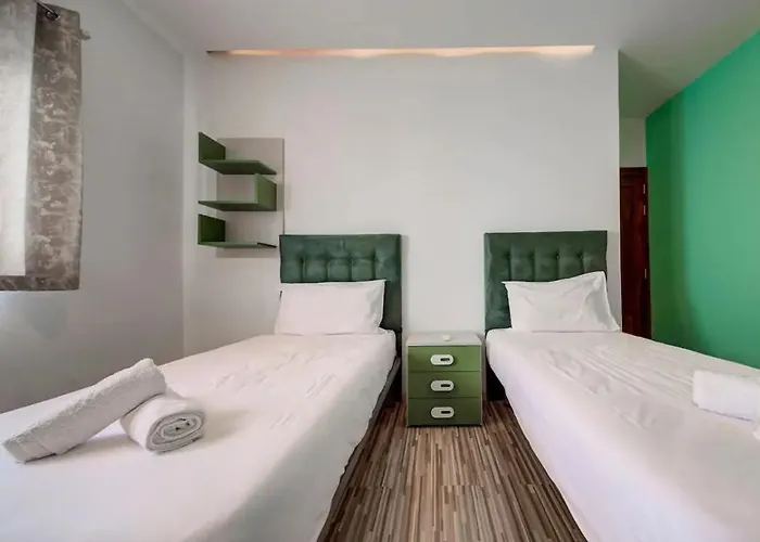 Shanti - A Luxury 3br House With Rooftop Terrace * Naxxar