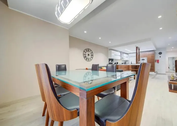 Shanti - A Luxury 3br House With Rooftop Terrace Naxxar