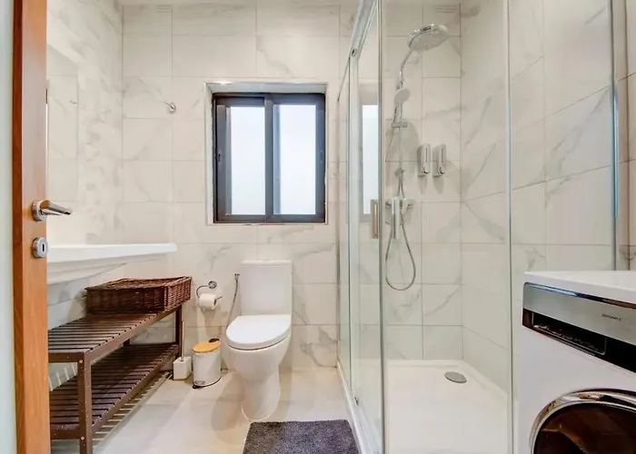 Shanti - A Luxury 3br House With Rooftop Terrace Hébergement de vacances Naxxar