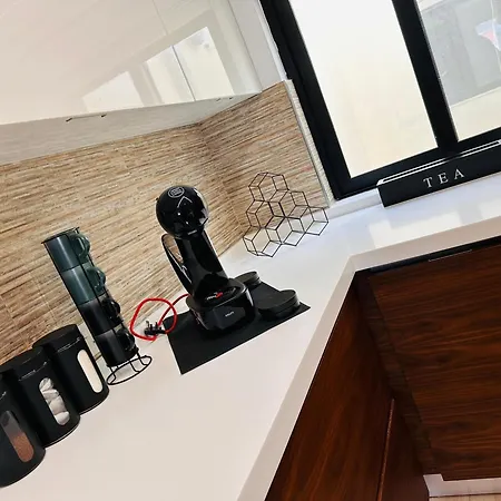 Shanti - A Luxury 3br House With Rooftop Terrace *