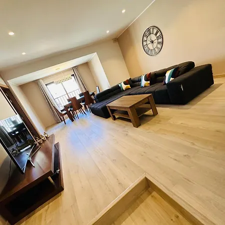 Shanti - A Luxury 3br House With Rooftop Terrace *