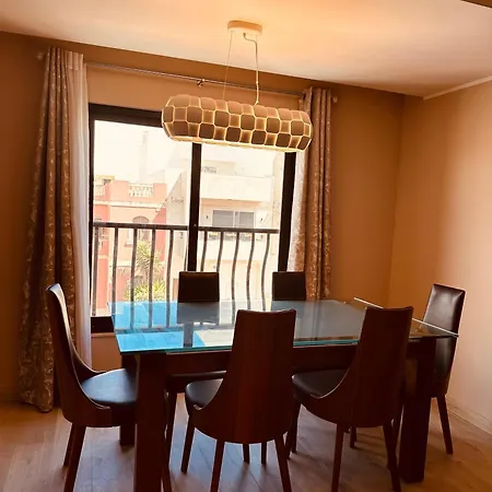 Shanti - A Luxury 3br House With Rooftop Terrace בית נופש