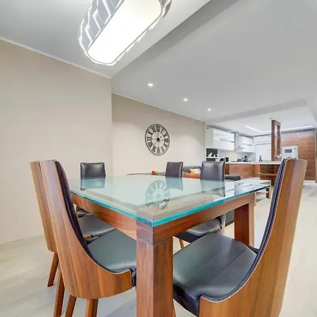 Shanti - A Luxury 3br House With Rooftop Terrace Naxxar