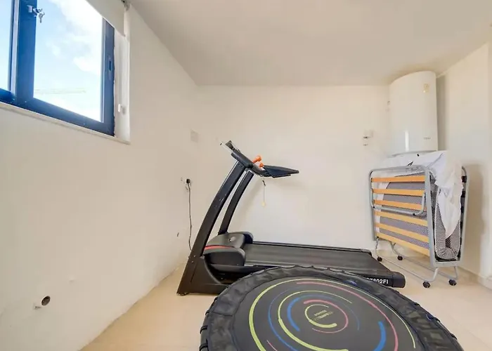 Shanti - A Luxury 3br House With Rooftop Terrace Сasa de vacaciones *