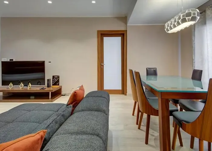 Shanti - A Luxury 3br House With Rooftop Terrace * Naxxar