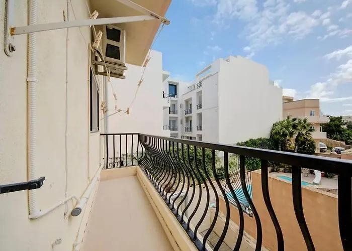 Shanti - A Luxury 3br House With Rooftop Terrace Case de vacanță *